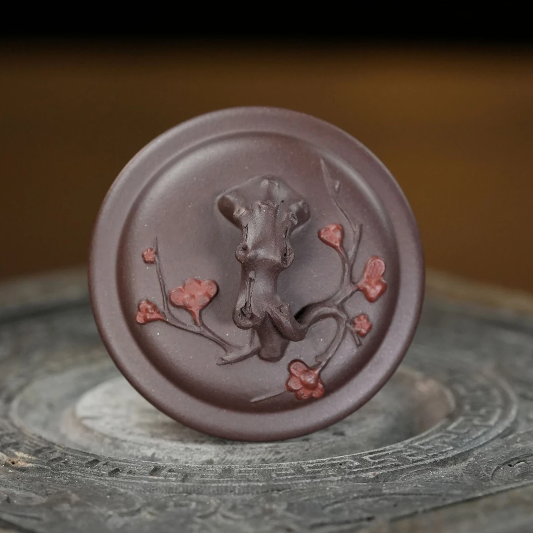 "Bao Chun" (Spring Messenger) Yixing Teapot – 200cc, Semi-Handmade with Huanglongshan Original Zi Ni Clay, by Artisan Yuan Qun