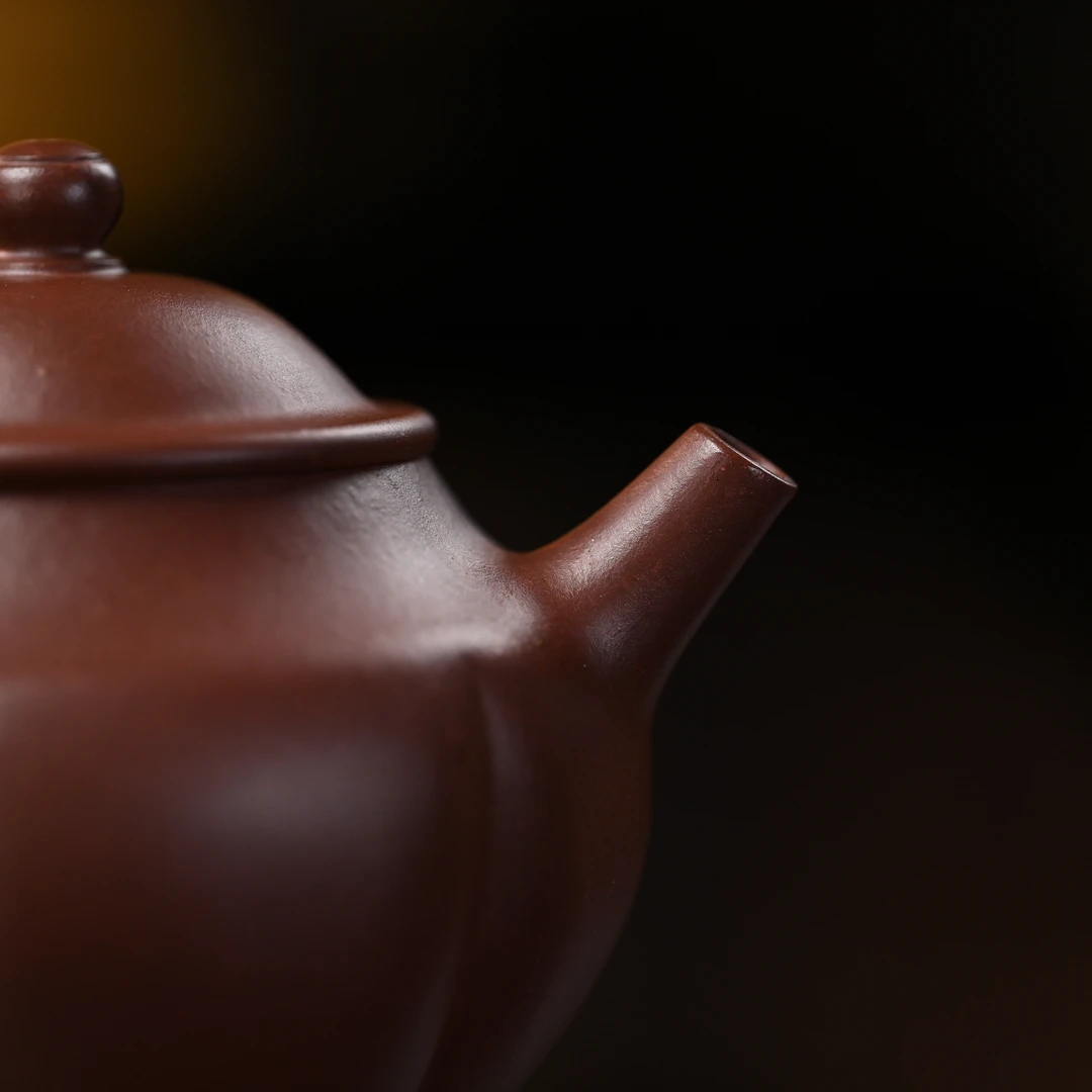 "Rufan Two-Style" Yixing Teapot – 150cc, Fully Handmade with Huanglongshan Zini by Xu Lihua