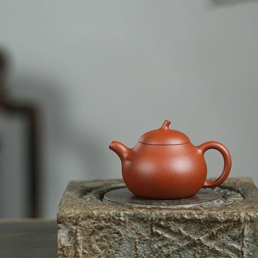 "Qie Duan" (Eggplant Section) Yixing Teapot – 90cc, Semi-Handmade with Raw Zhu Ni Clay, Small Coal-Kiln Fired by Artisan Jiang Qin