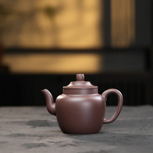 "Gong Deng" (Palace Lantern) Yixing Teapot – 220cc, Semi-Handmade with Huanglongshan Original Di Cao Qing Clay, by Artisan Wang Yi