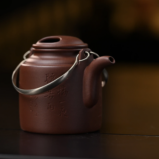 "Yang Tong Hu" (Barrel Teapot) Yixing Teapot – 200cc, Semi-Handmade with Huanglongshan Qing Shui Ni by Zhou Qibing