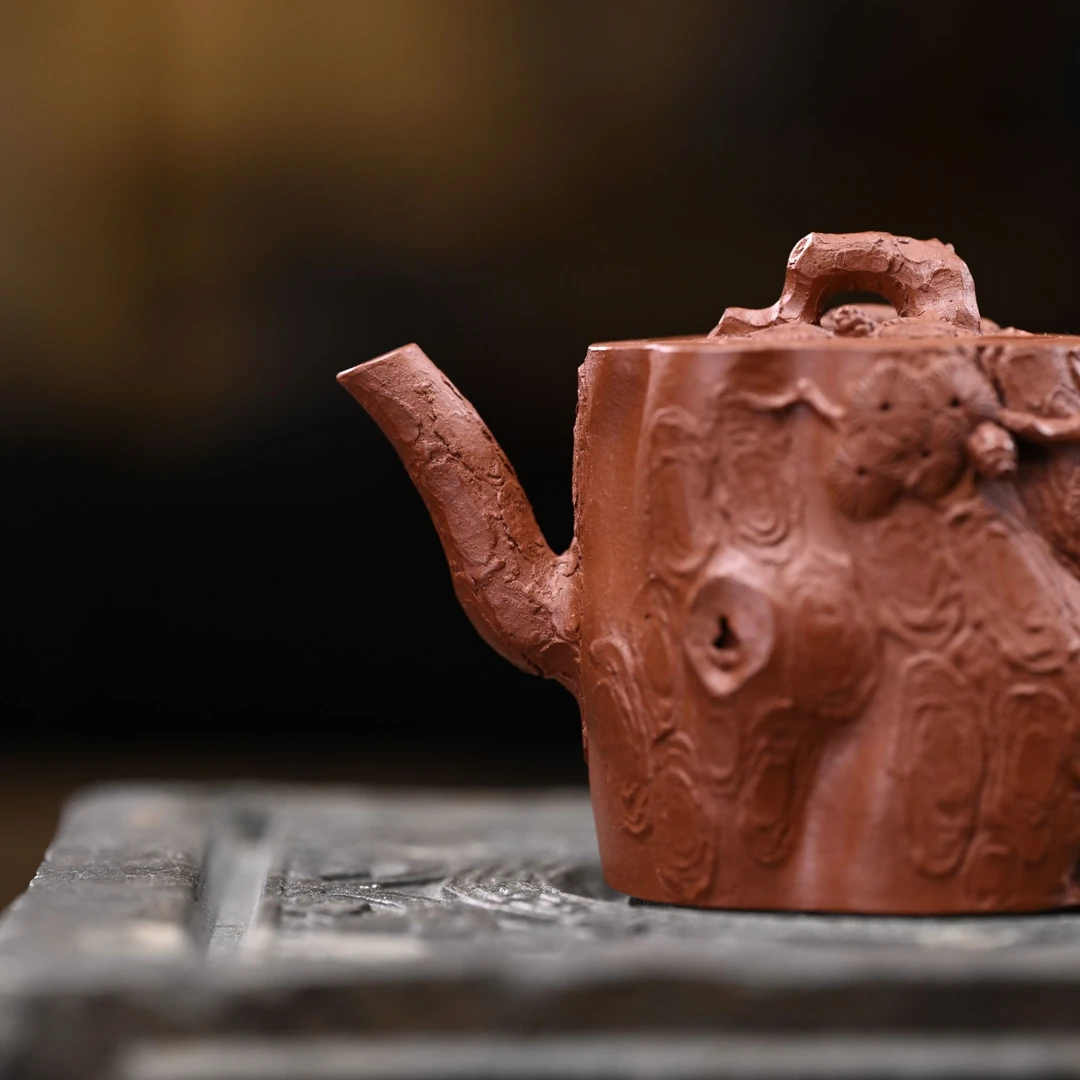 "Song Feng" (Pine Wind) Yixing Teapot – 120cc, Fully Handmade with Small Coal-Kiln Fired Zhu Ni Clay, by Artisan Wang Long
