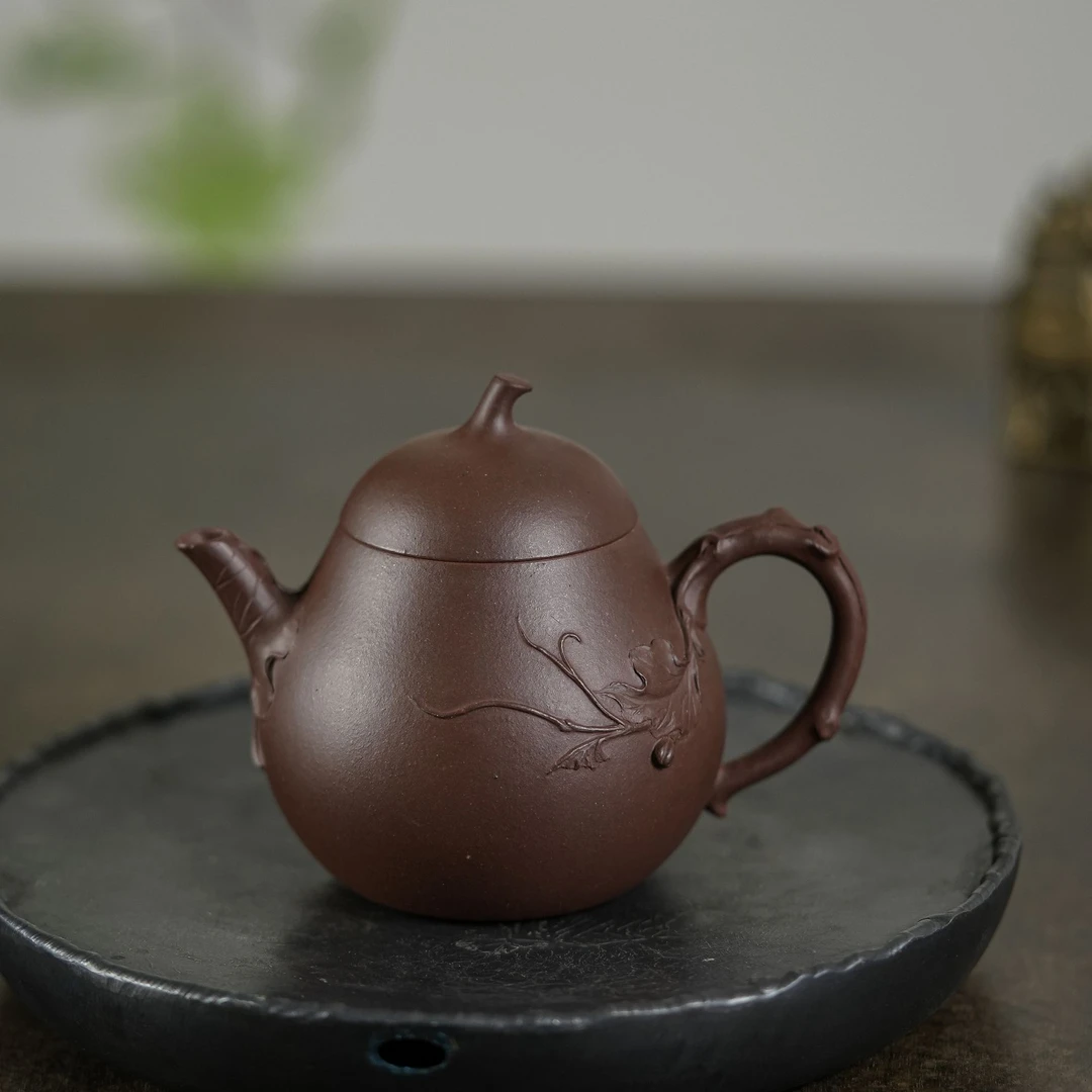 "Hu Lu" (Gourd) Yixing Teapot – 140cc, Semi-Handmade with Huanglongshan Original Zi Ni Clay, by Artisan Yuan Qun