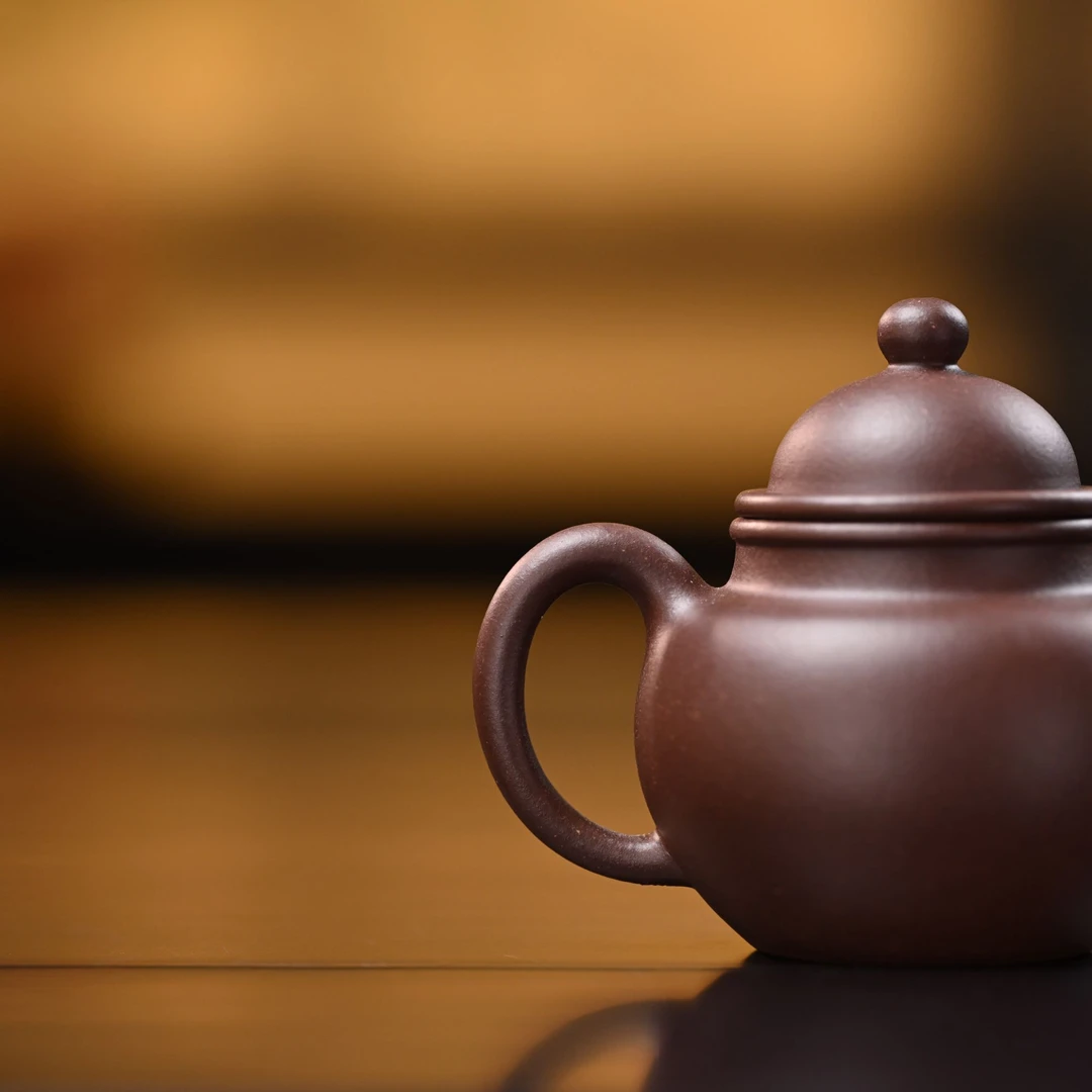 "Xiao Shouzhen Duo Qiu" (Small Shouzhen Sphere Teapot) – 80cc, Fully Handmade Yixing Teapot with Huanglongshan Original Zi Ni Clay, by Artisan Yuan Gaopeng