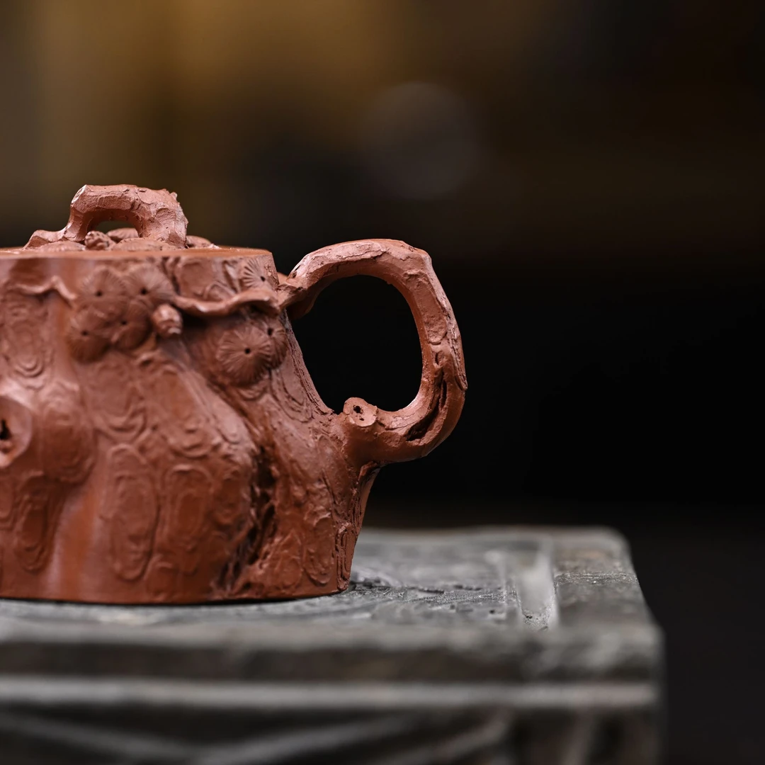 "Song Feng" (Pine Wind) Yixing Teapot – 120cc, Fully Handmade with Small Coal-Kiln Fired Zhu Ni Clay, by Artisan Wang Long