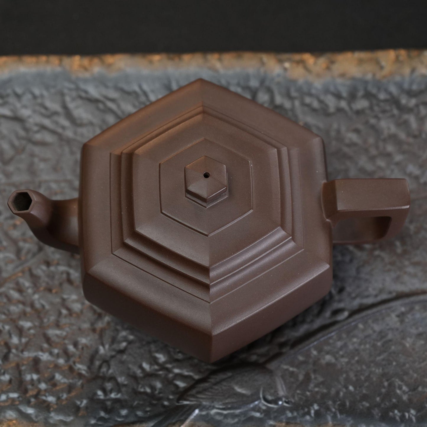 "Liu Fang Xue Hua" (Hexagonal Snow Blossom) Yixing Teapot – 280cc, Fully Handmade with Huanglongshan Zini by Jiang Xiaoqiang