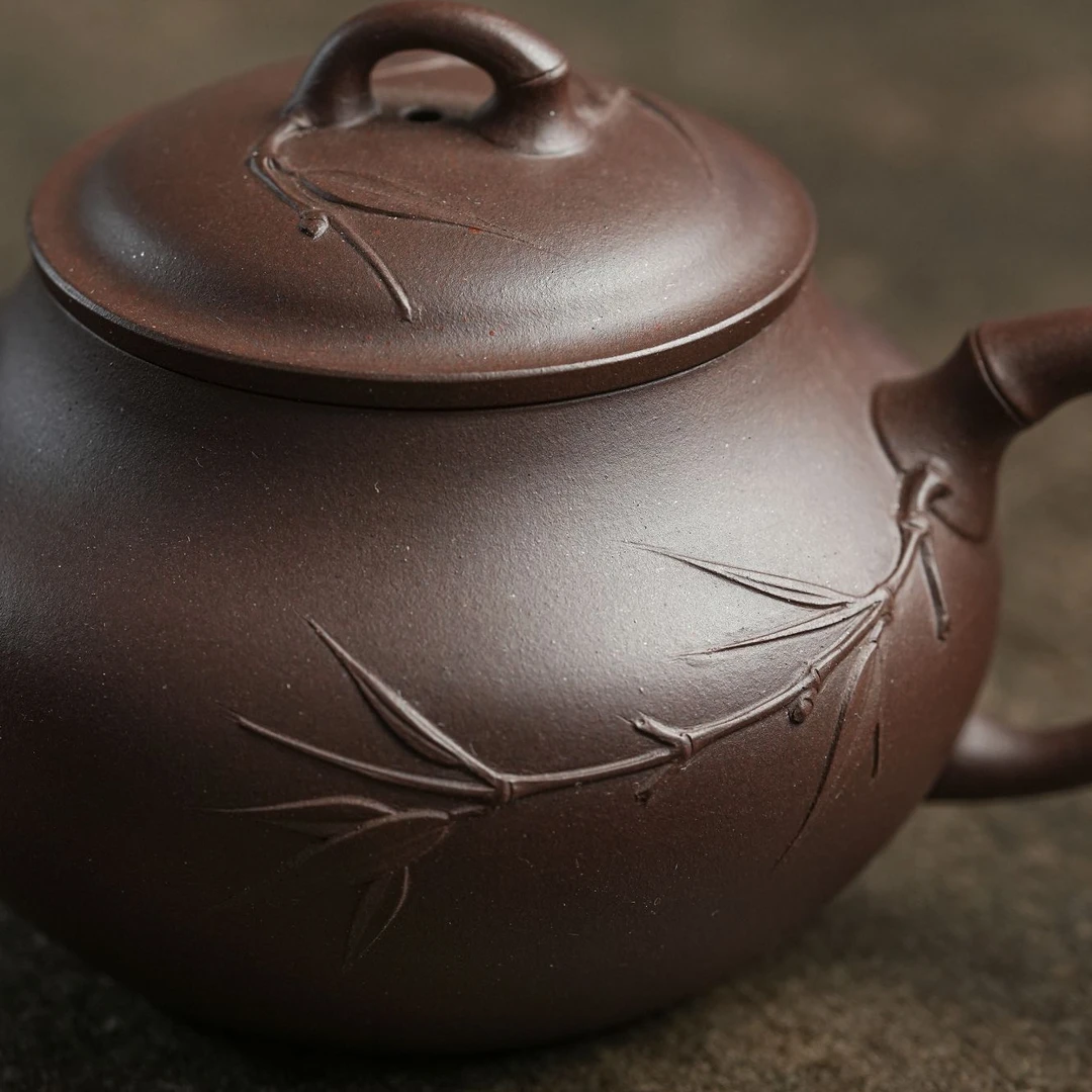"Fu Zhu" (Blessed Bamboo) Yixing Teapot – 140cc, Semi-Handmade with Huanglongshan Purple Clay by Yuan Qun