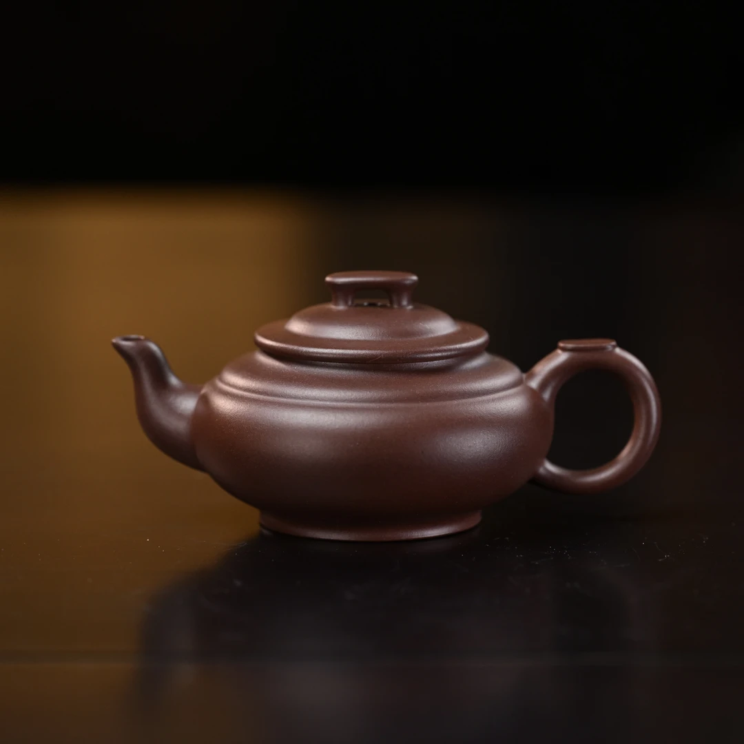 "Shang Xinqiao" (New Bridge) Yixing Teapot – 100cc, Semi-Handmade with Huanglongshan Purple Clay by Zou Rong