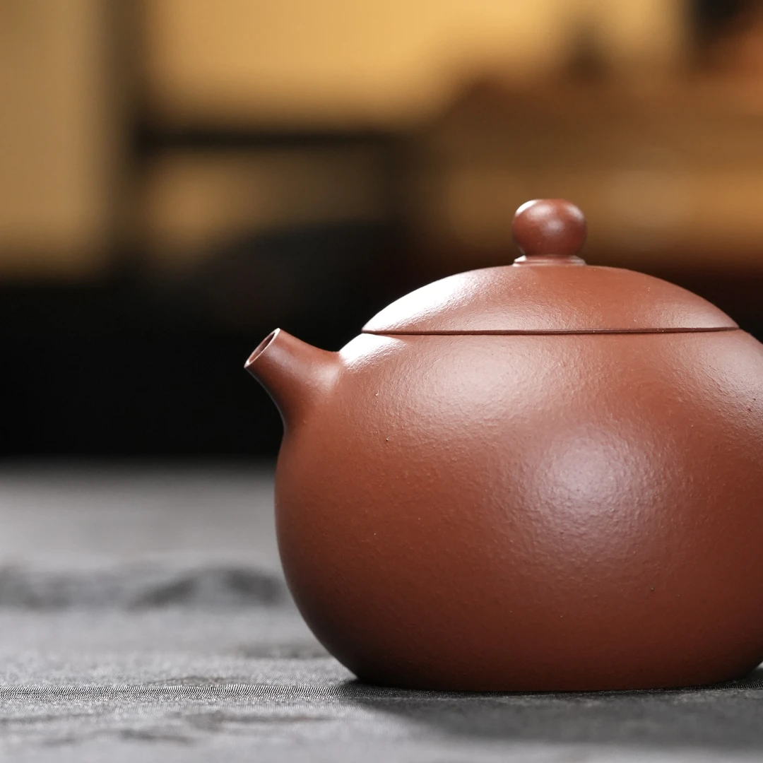 "Xi Shi" Yixing Teapot – Under 200cc Semi-Handmade Zhu Ni (Red Clay), Plain Finish, by Folk Artist Lu Meiping