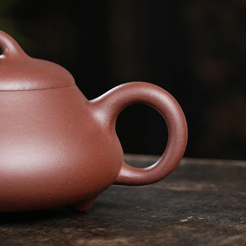 "Han Tang Shipiao" Yixing Teapot – 220cc, Semi-Handmade with Huanglongshan Original Qing Shui Ni Clay, by Artisan Xia Xiaojin