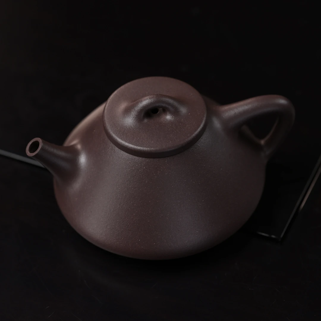 "Zi Zhi Stone Gourd" 180cc Huanglong Mountain Original Clay Teapot - Semi-Handmade Yixing Purple Clay Pot