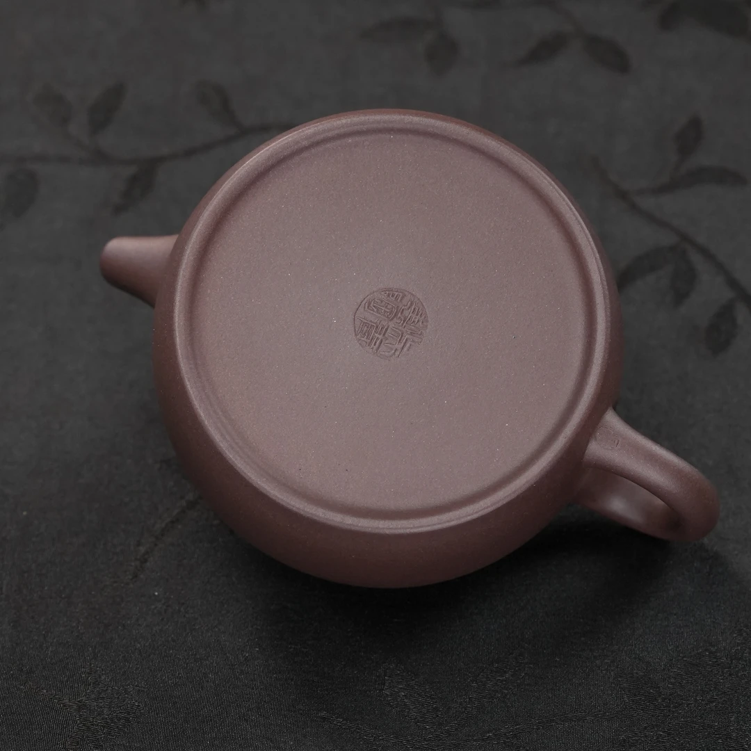 "Da Heng De Zhong" (Great Virtue Bell) Yixing Teapot – 180cc, Semi-Handmade with Huanglongshan Original Zi Ni Clay, by Artisan Wu Qing