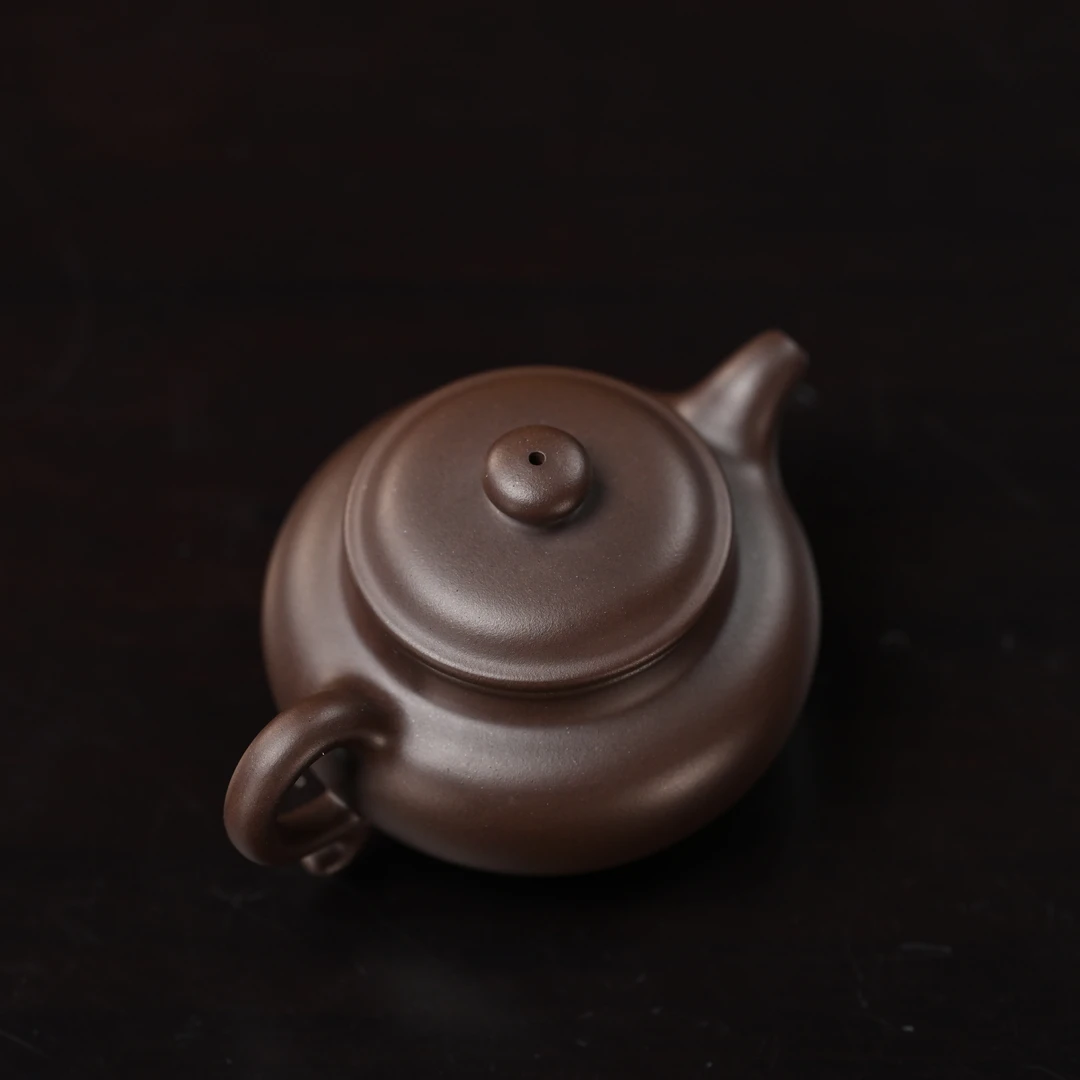 "Xiao Fang Gu" (Small Classic-Style) Yixing Teapot – 90cc, Semi-Handmade with Huanglongshan Original Zi Ni Clay, by Artisan Wang Ping
