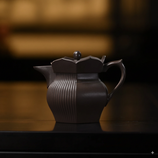 "Seng Mao" (Monk’s Hat) Yixing Teapot – 250cc, Semi-Handmade with Huanglongshan Purple Clay by Zhu Qi