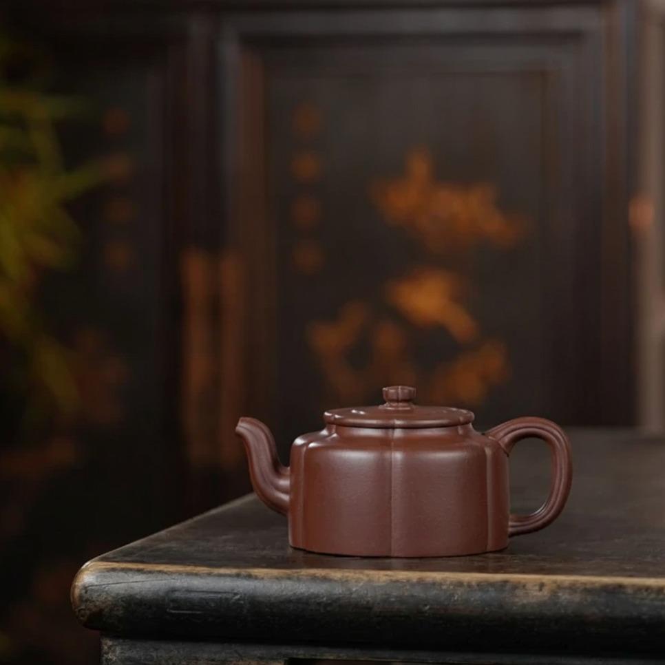 "Meihua Zhoupan" (Plum Blossom Round Plate) Yixing Teapot – 280cc, Semi-Handmade with Huanglongshan Original Ore Zini by Tang Xiaohui